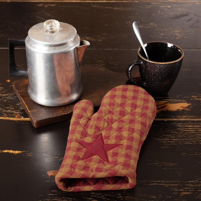 Burgundy Star Oven Mitt