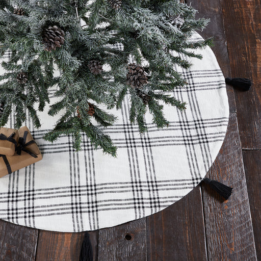 Black Plaid Tree Skirt 55